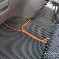 Автомобильные коврики EVA на Toyota Estima II пр.руль (2000-2006)