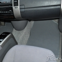 Автомобильные коврики EVA на Toyota Prius II (2003-2009)