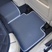 Автомобильные коврики EVA на Toyota Venza (2008-2012)