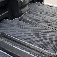 Коврики текстильные на Toyota Vellfire I пр.руль (2008-2014) 2 ряд - 2 места