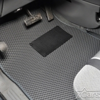 Двухслойные коврики EVA на Chrysler Town & Country IV (2000-2007)